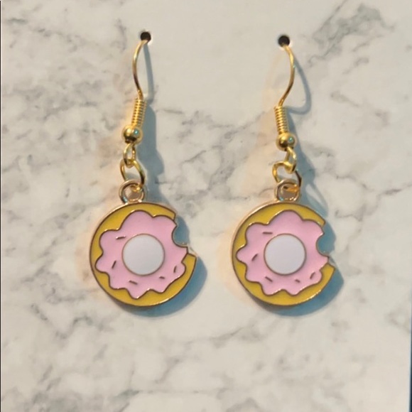 🔴Handmade Donut Earrings🍩 - Picture 2 of 3